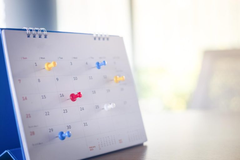 thumbtack calendar concept busy appointment meeting reminder